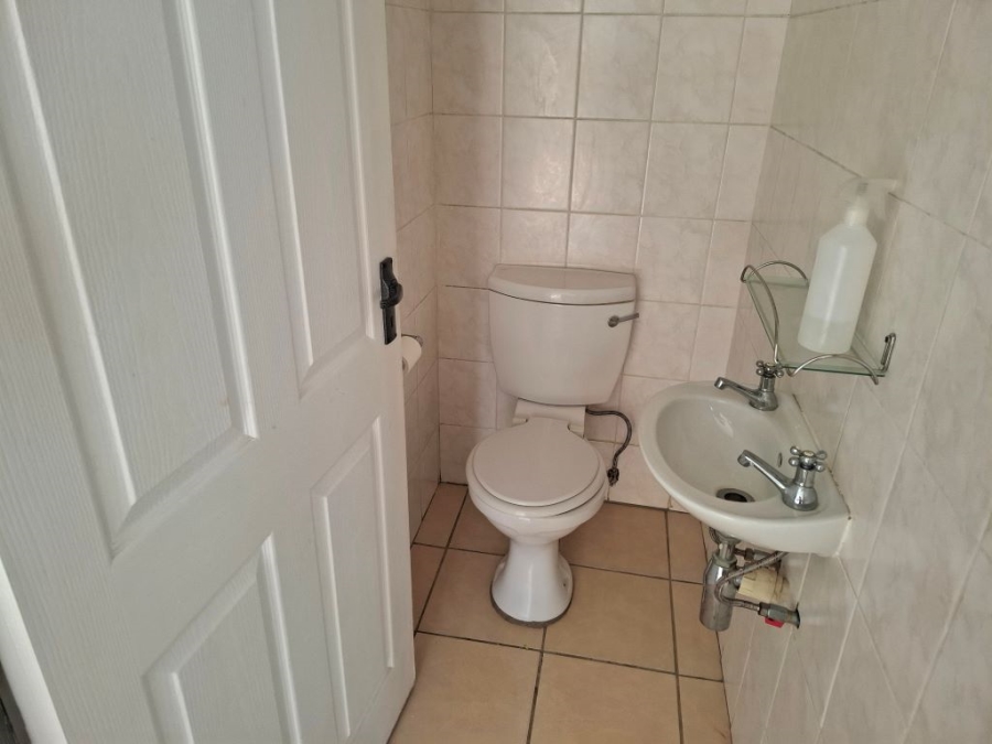 3 Bedroom Property for Sale in Greenhills Gauteng