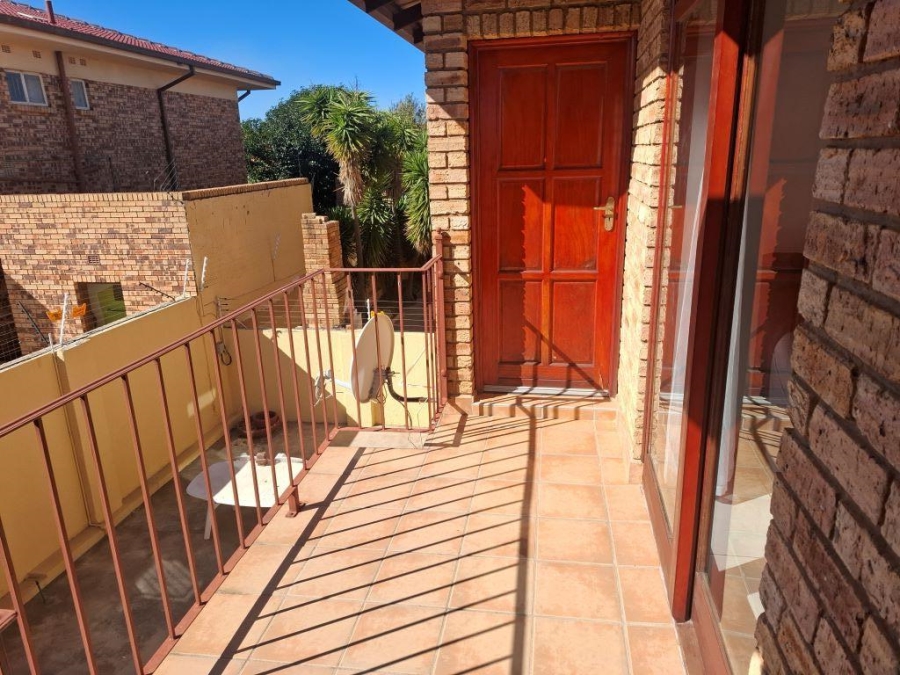 3 Bedroom Property for Sale in Greenhills Gauteng