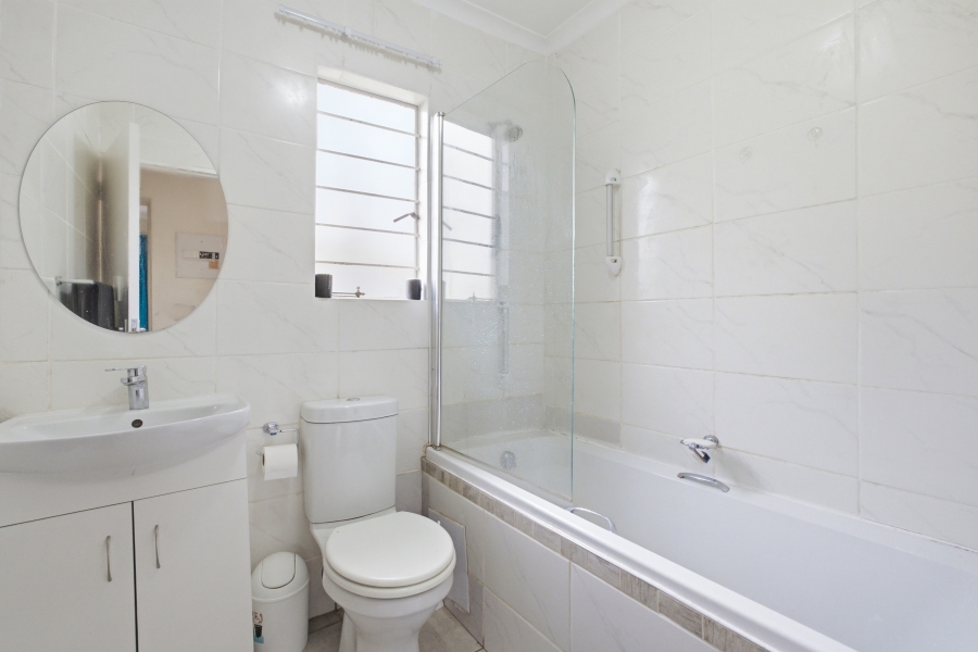 2 Bedroom Property for Sale in Douglasdale Gauteng