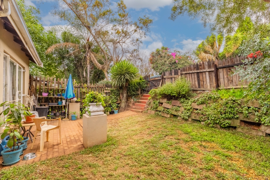 2 Bedroom Property for Sale in Douglasdale Gauteng