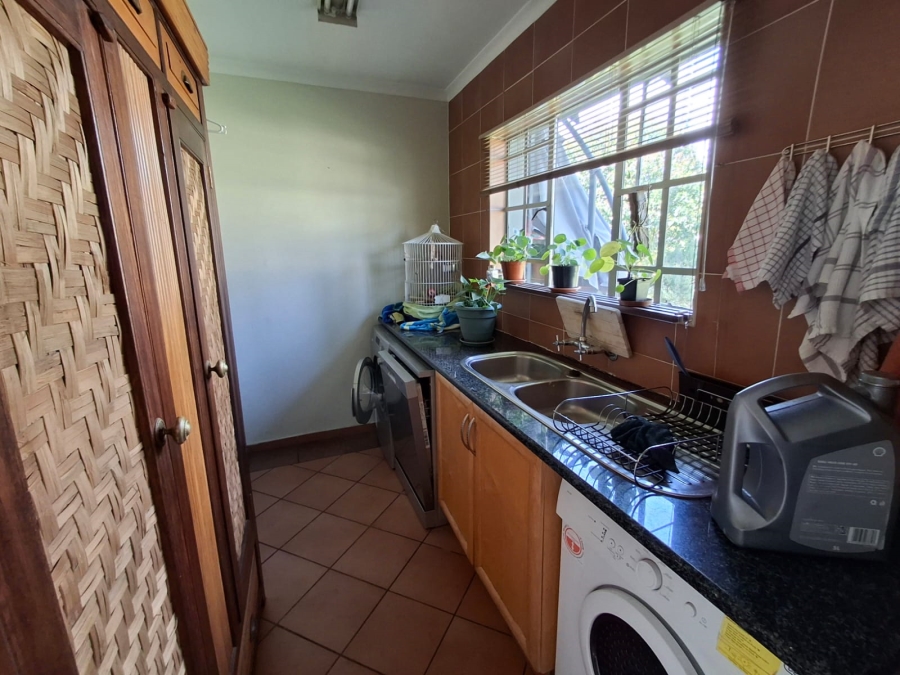 3 Bedroom Property for Sale in Sonneveld Gauteng