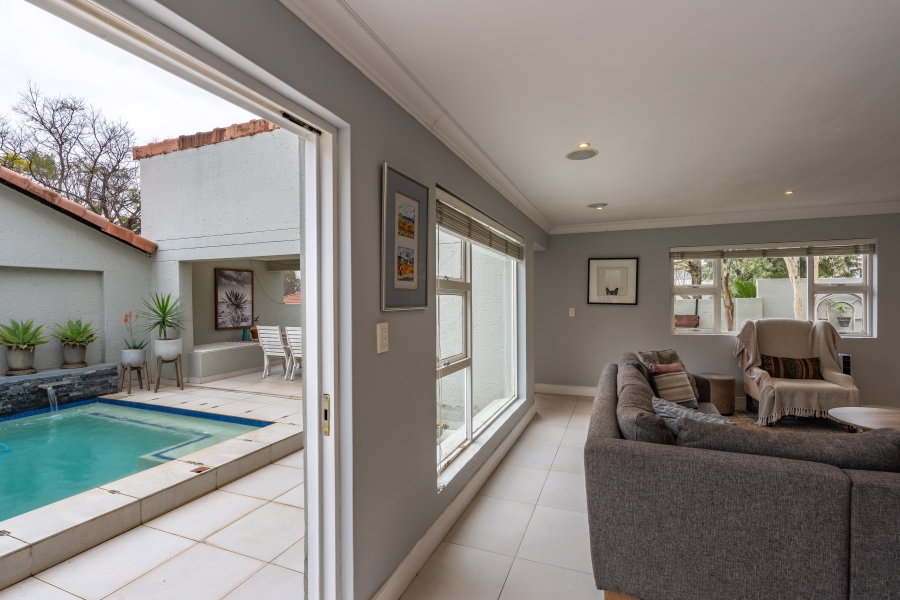 3 Bedroom Property for Sale in Maroeladal Gauteng