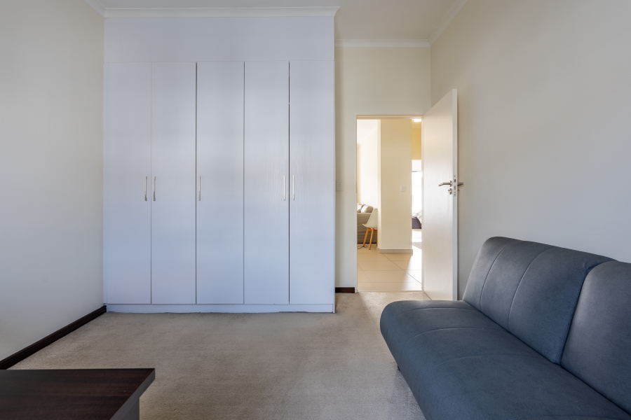 2 Bedroom Property for Sale in Broadacres Gauteng