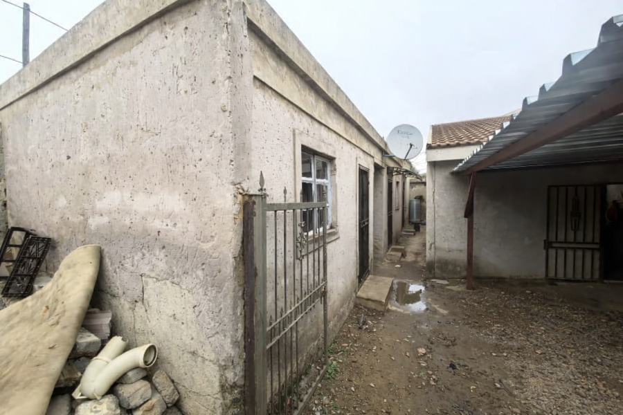 2 Bedroom Property for Sale in Sol Plaatjie Gauteng
