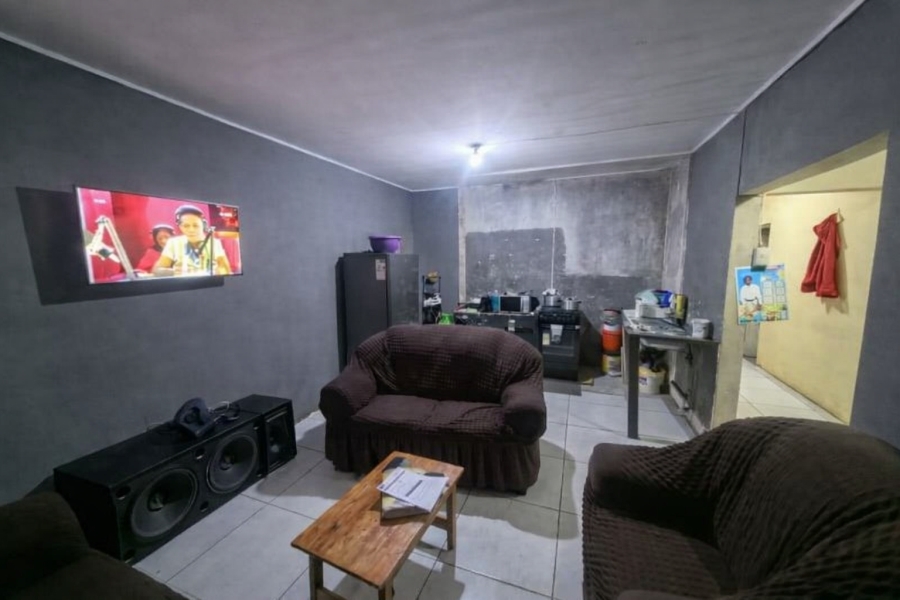 2 Bedroom Property for Sale in Sol Plaatjie Gauteng