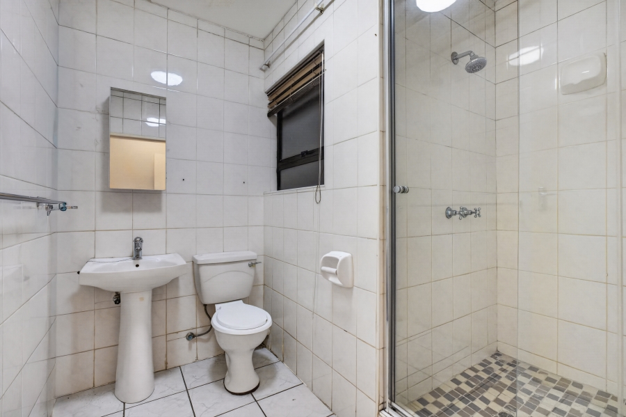 2 Bedroom Property for Sale in Maroeladal Gauteng