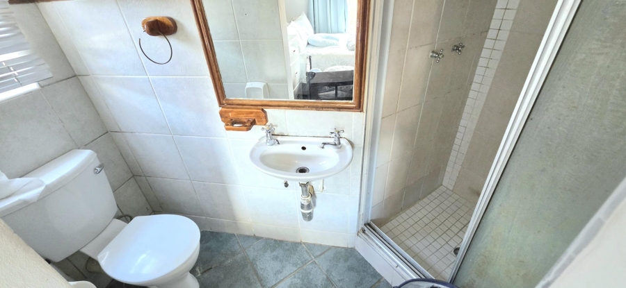 3 Bedroom Property for Sale in Die Hoewes Gauteng