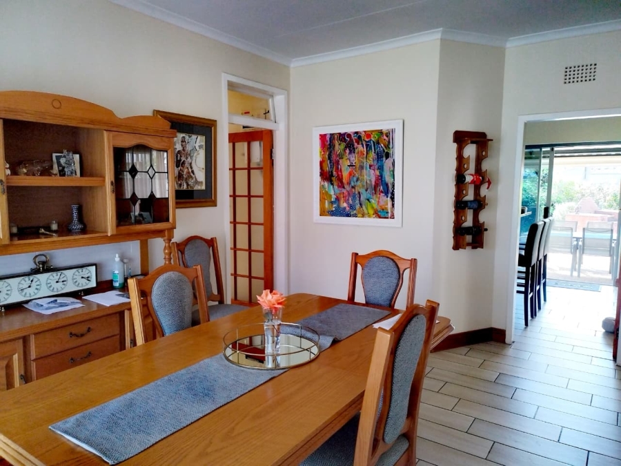 3 Bedroom Property for Sale in Brackendowns Gauteng