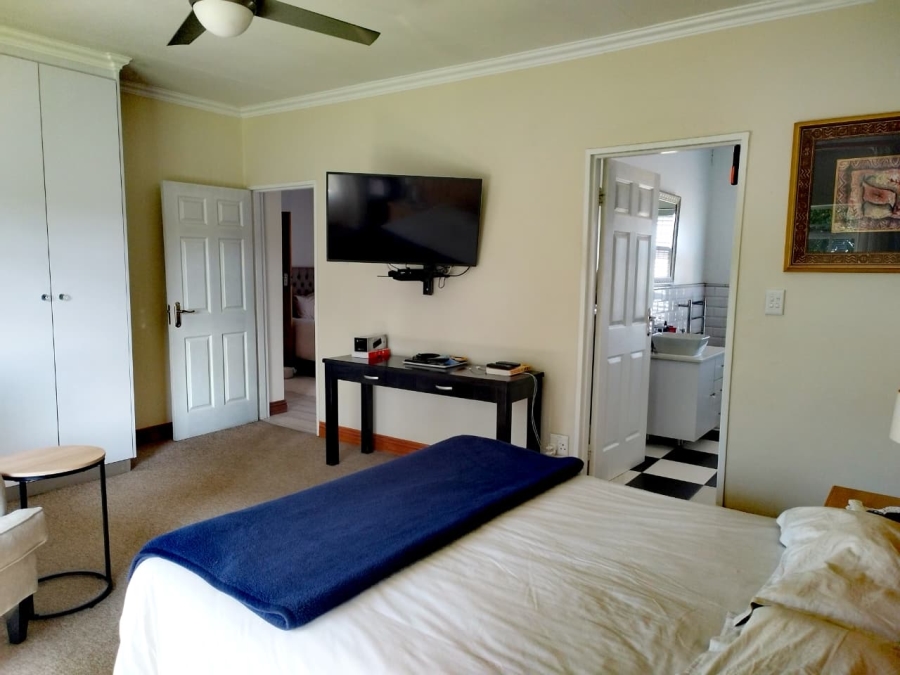 3 Bedroom Property for Sale in Brackendowns Gauteng