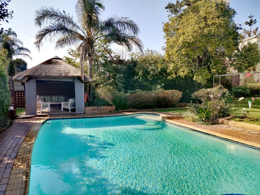 3 Bedroom Property for Sale in Brackendowns Gauteng