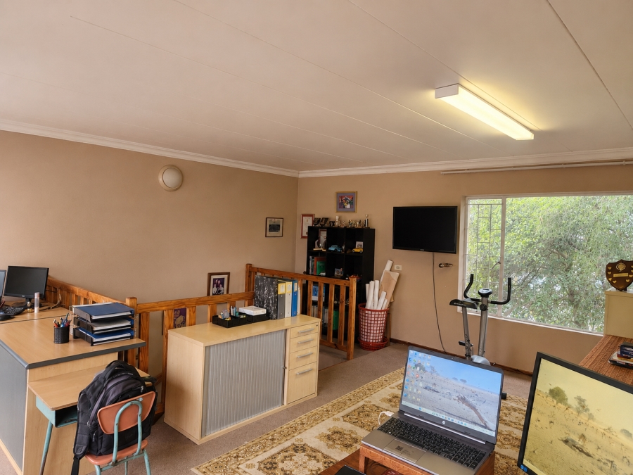 4 Bedroom Property for Sale in Doringkloof Gauteng
