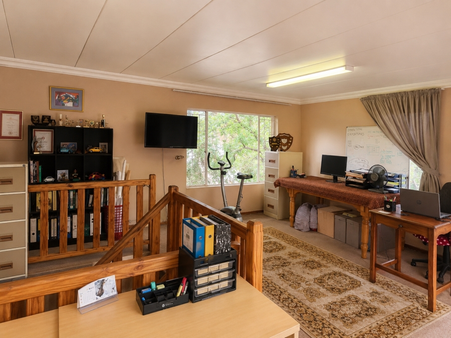 4 Bedroom Property for Sale in Doringkloof Gauteng