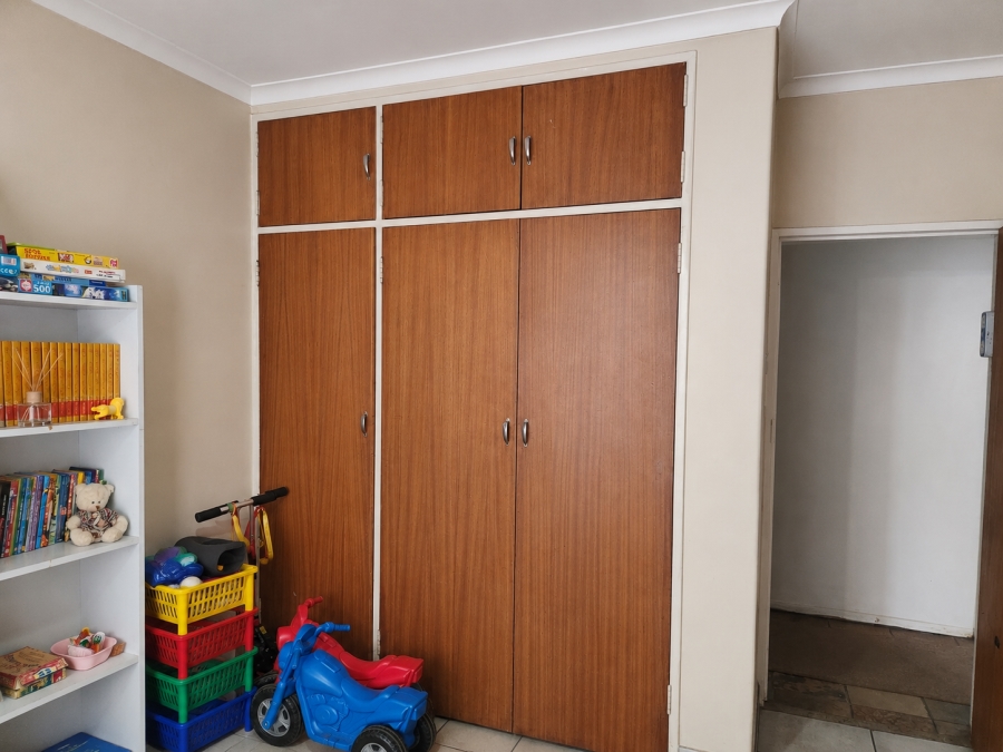 4 Bedroom Property for Sale in Doringkloof Gauteng