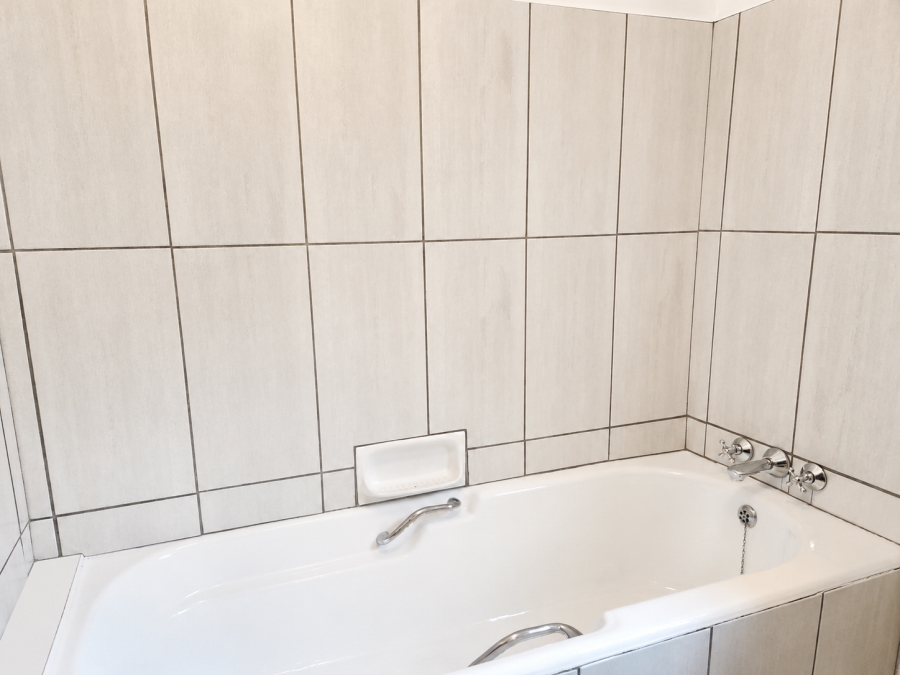 4 Bedroom Property for Sale in Doringkloof Gauteng