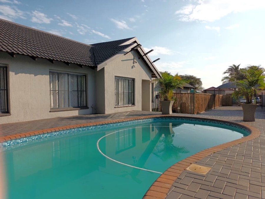 3 Bedroom Property for Sale in The Reeds Gauteng