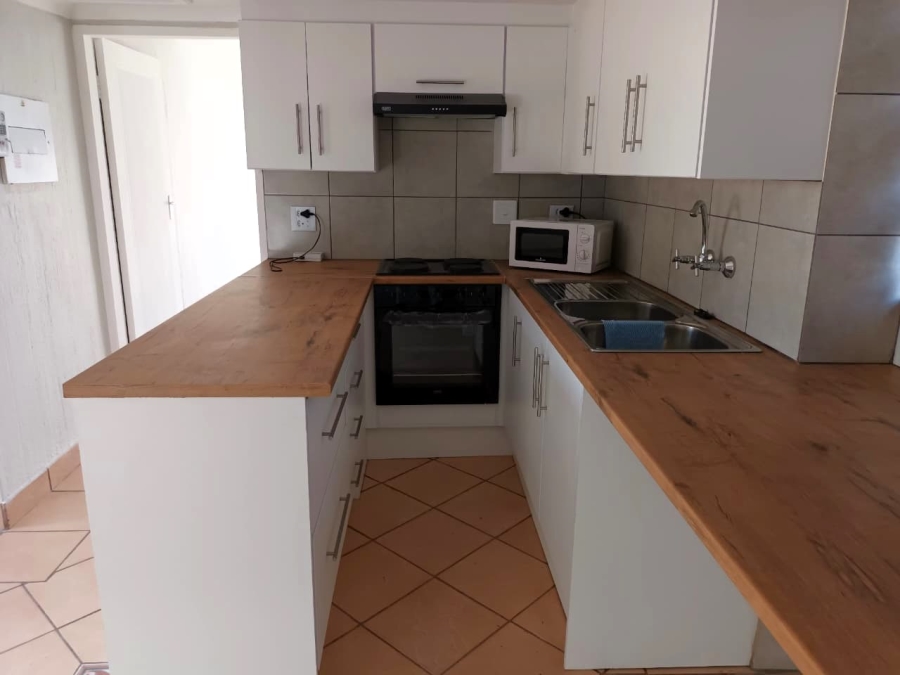 To Let 3 Bedroom Property for Rent in The Reeds Gauteng