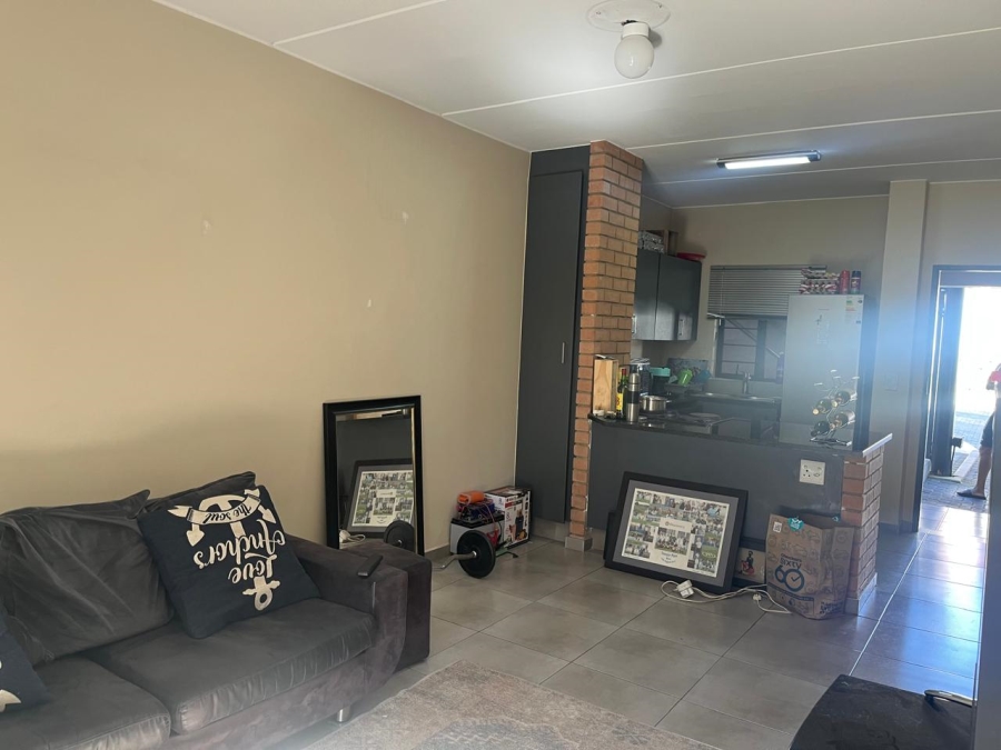 2 Bedroom Property for Sale in Vorna Valley Gauteng
