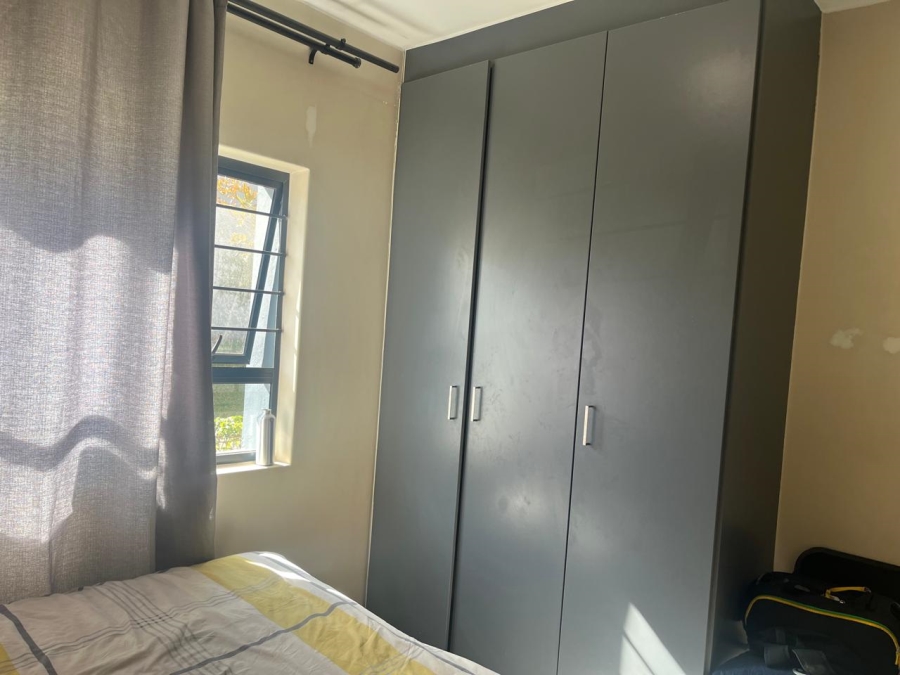 2 Bedroom Property for Sale in Vorna Valley Gauteng