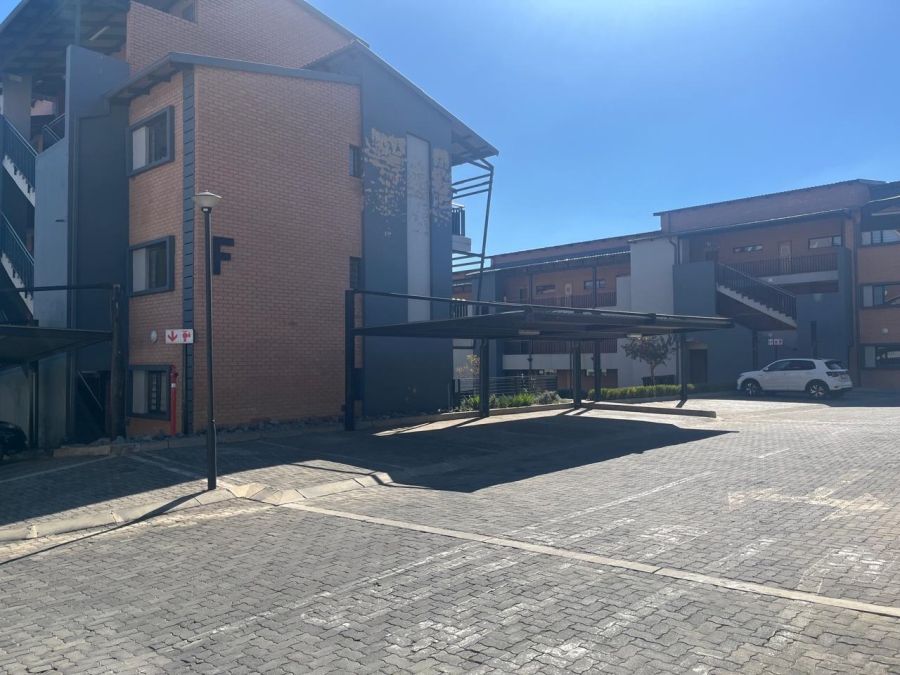 2 Bedroom Property for Sale in Vorna Valley Gauteng