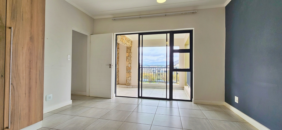 To Let 2 Bedroom Property for Rent in Waterfall Gauteng