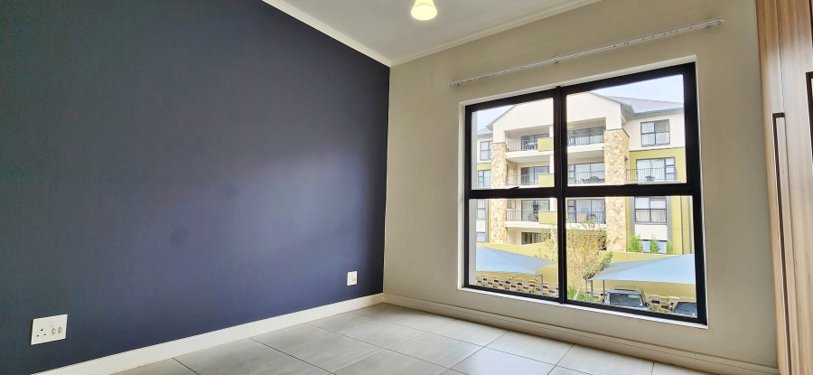 To Let 2 Bedroom Property for Rent in Waterfall Gauteng