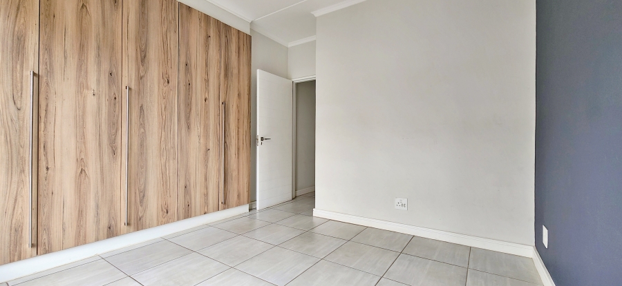 To Let 2 Bedroom Property for Rent in Waterfall Gauteng