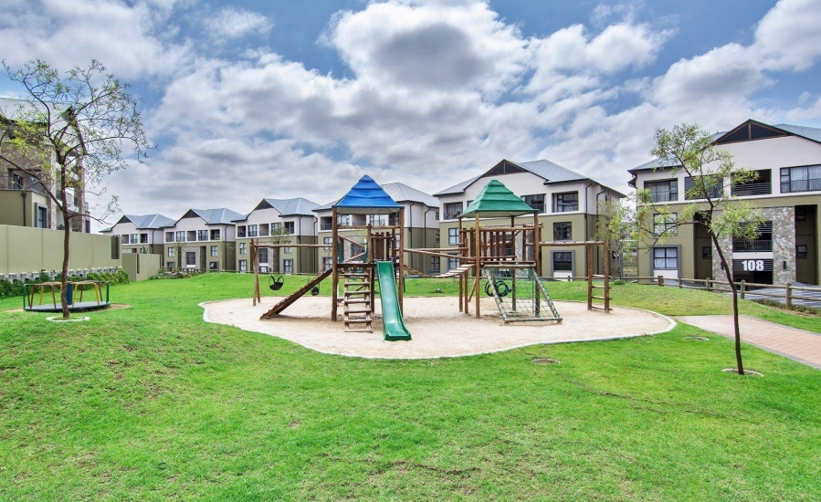 To Let 2 Bedroom Property for Rent in Waterfall Gauteng