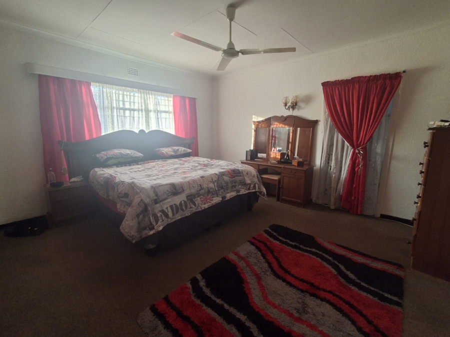 3 Bedroom Property for Sale in Carletonville Central Gauteng