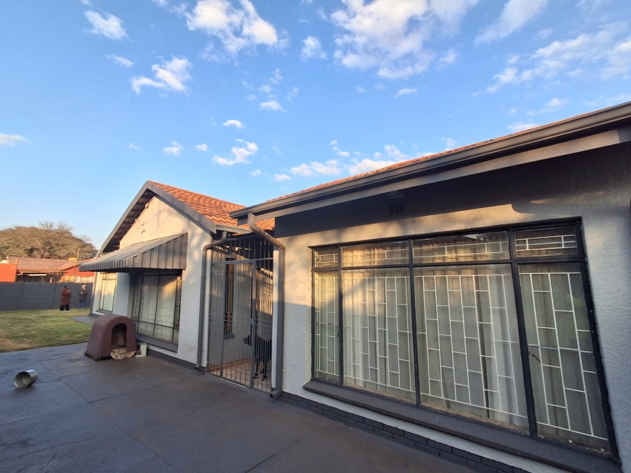 3 Bedroom Property for Sale in Carletonville Central Gauteng