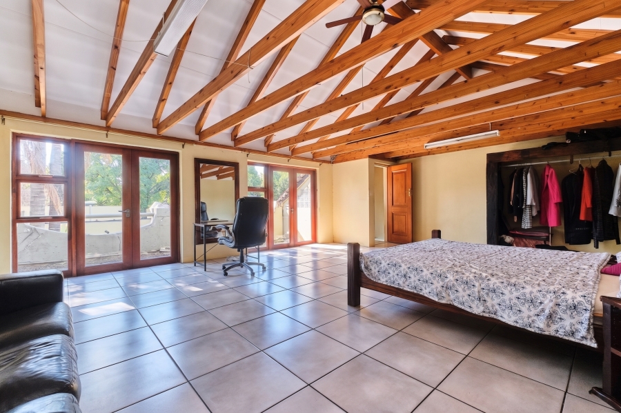4 Bedroom Property for Sale in Wendywood Gauteng