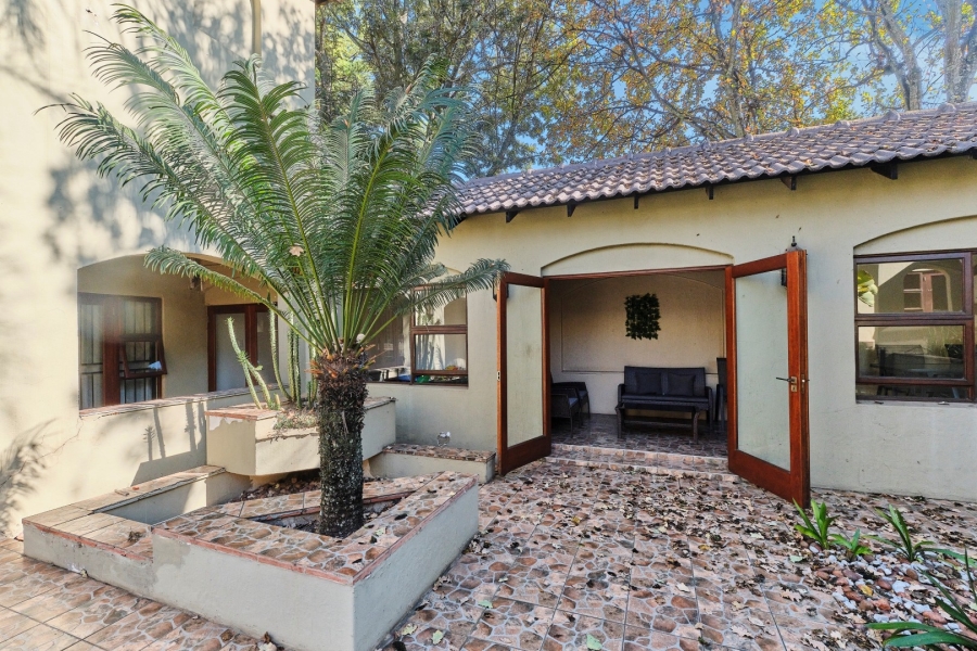 4 Bedroom Property for Sale in Wendywood Gauteng