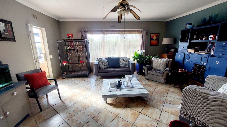 3 Bedroom Property for Sale in Helikonpark Gauteng