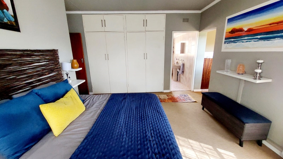 3 Bedroom Property for Sale in Helikonpark Gauteng