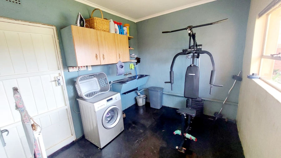 3 Bedroom Property for Sale in Helikonpark Gauteng