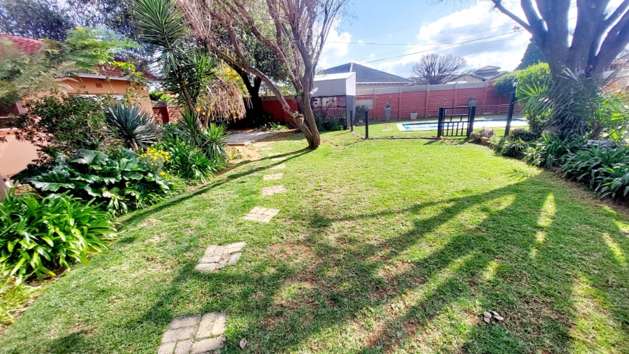 3 Bedroom Property for Sale in Helikonpark Gauteng