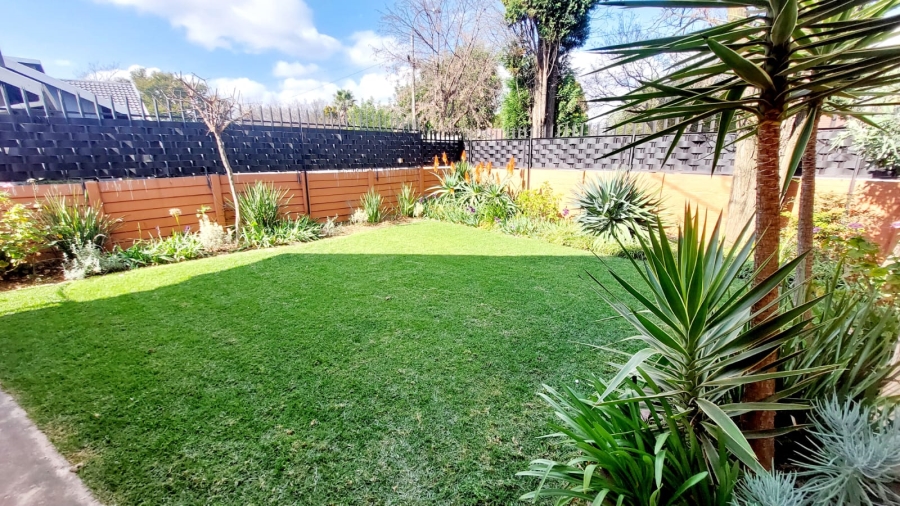 3 Bedroom Property for Sale in Helikonpark Gauteng