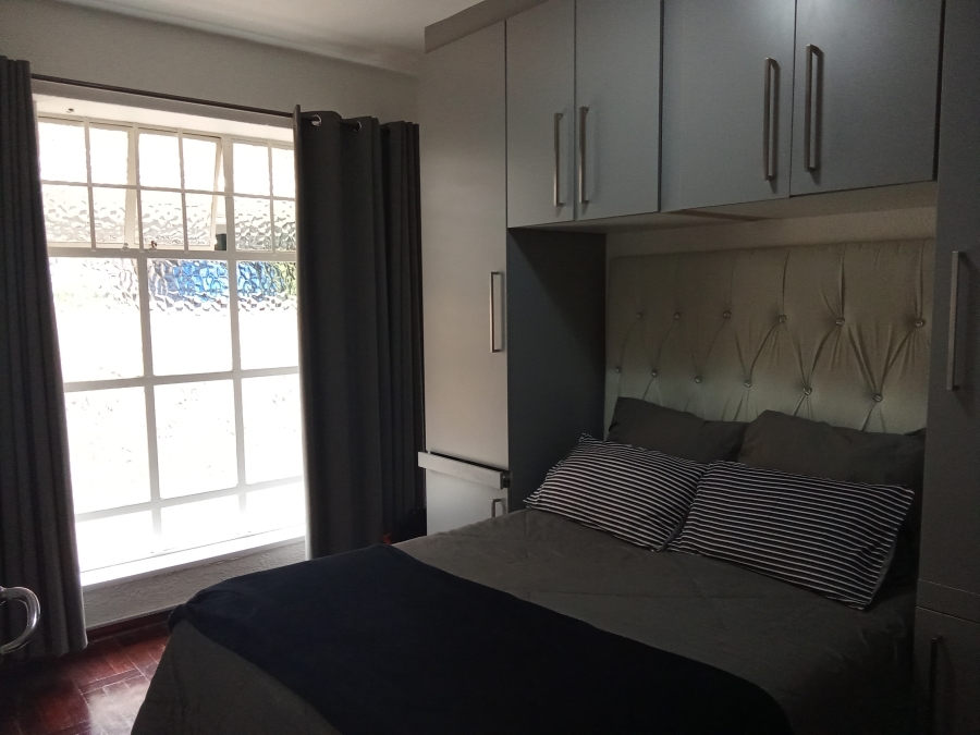 2 Bedroom Property for Sale in Florida Gauteng