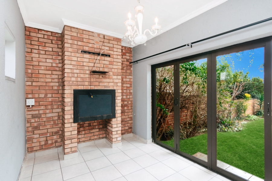 3 Bedroom Property for Sale in Noordwyk Gauteng