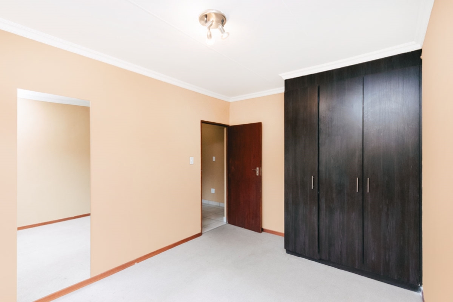 3 Bedroom Property for Sale in Noordwyk Gauteng