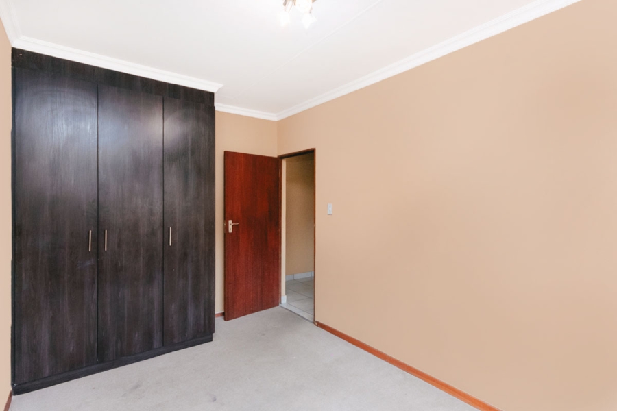 3 Bedroom Property for Sale in Noordwyk Gauteng