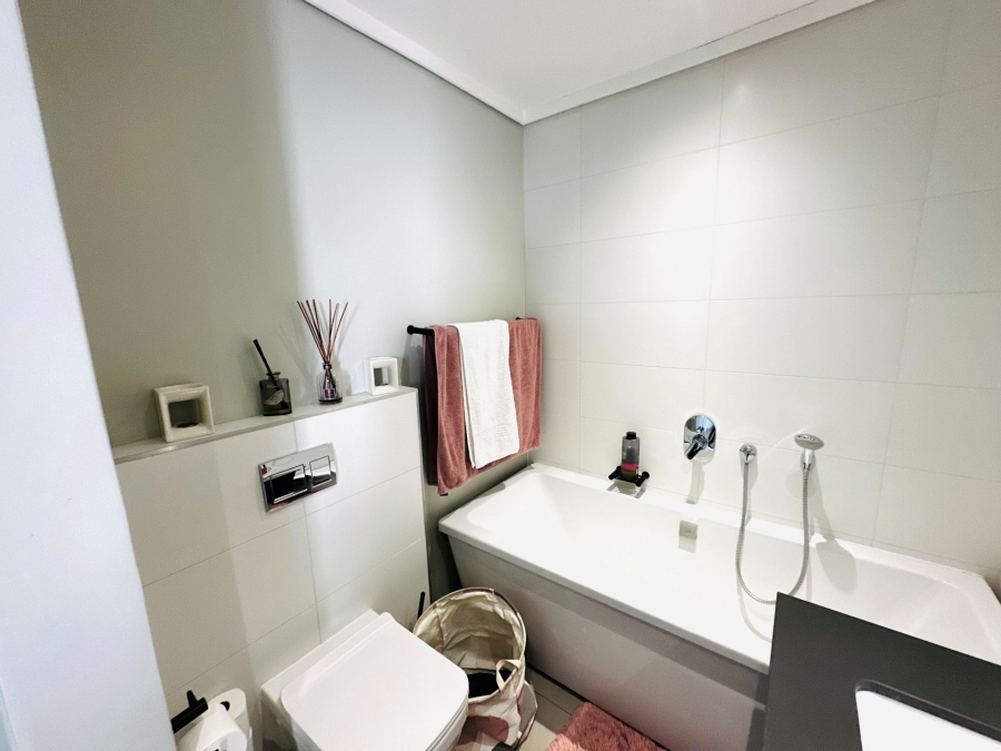 2 Bedroom Property for Sale in Ascend to Midstream Gauteng