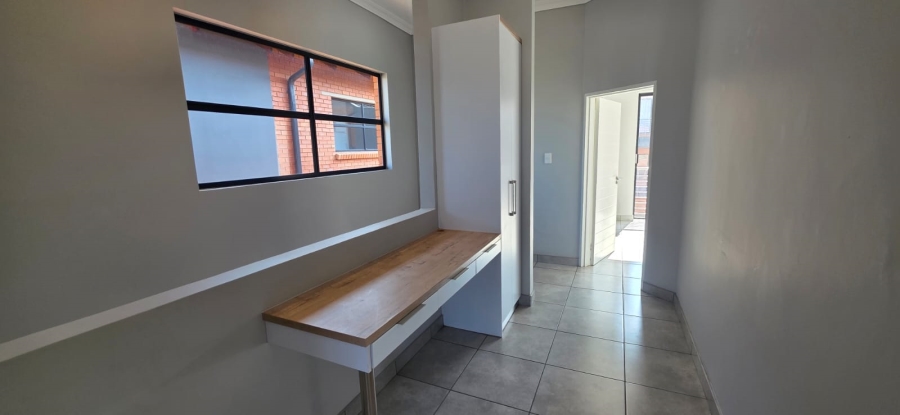 To Let 3 Bedroom Property for Rent in Olympus AH Gauteng