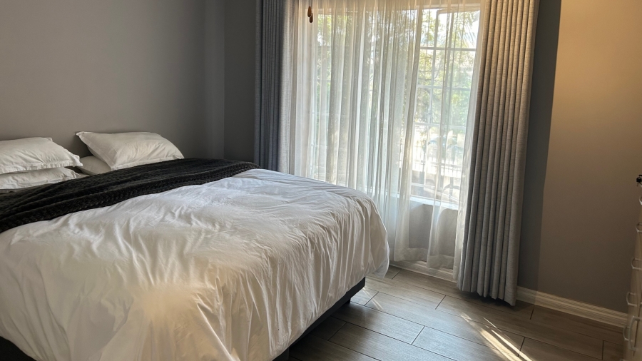 2 Bedroom Property for Sale in Faerie Glen Gauteng