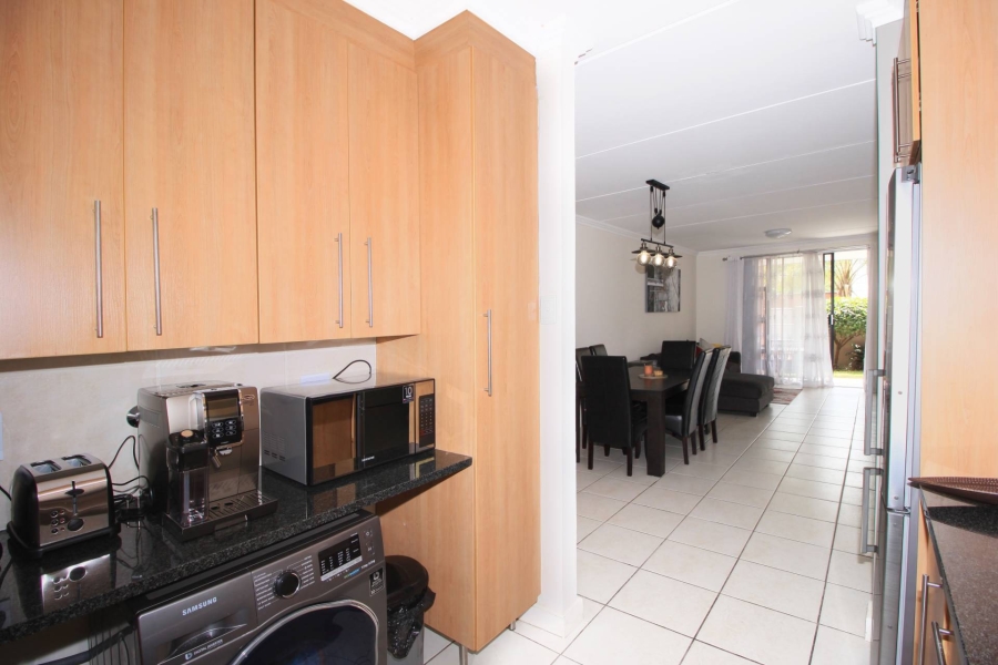 2 Bedroom Property for Sale in Morningside Gauteng