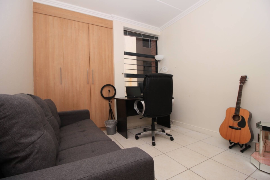 2 Bedroom Property for Sale in Morningside Gauteng