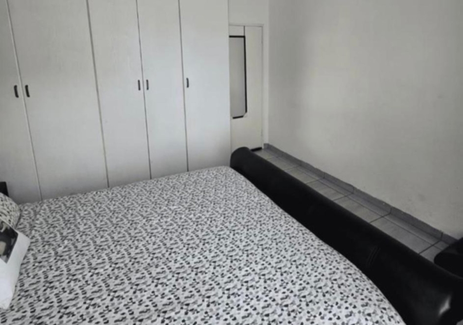 2 Bedroom Property for Sale in Noordwyk Gauteng