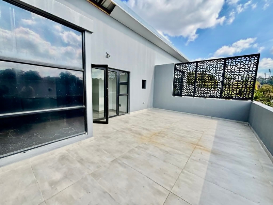 To Let 3 Bedroom Property for Rent in Illovo Gauteng