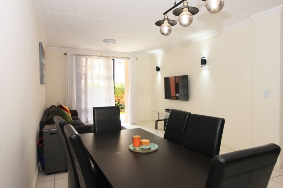 To Let 2 Bedroom Property for Rent in Morningside Gauteng