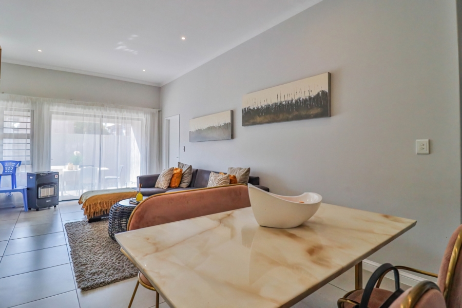 2 Bedroom Property for Sale in Morningside Gauteng