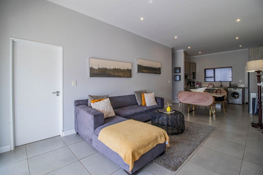 2 Bedroom Property for Sale in Morningside Gauteng